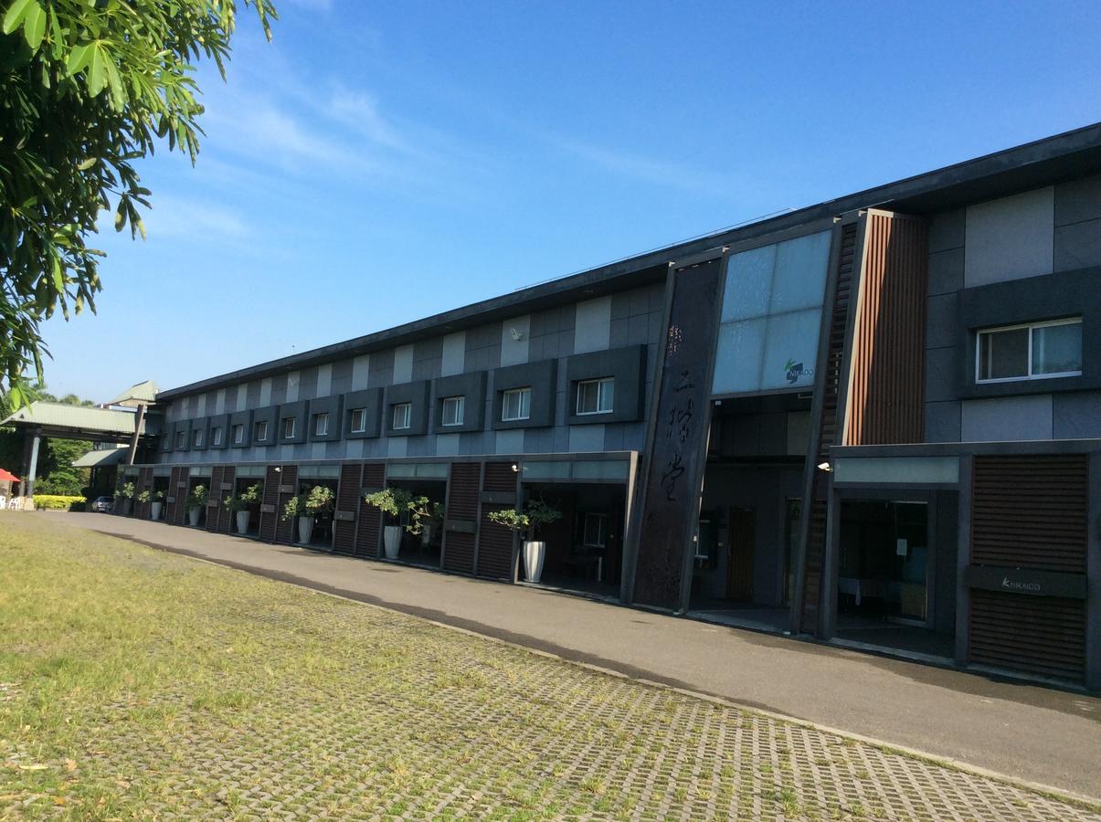 Nikaido Business Hotel Minhsziung Kültér fotó